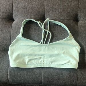 Lululemon size 8 sports bra